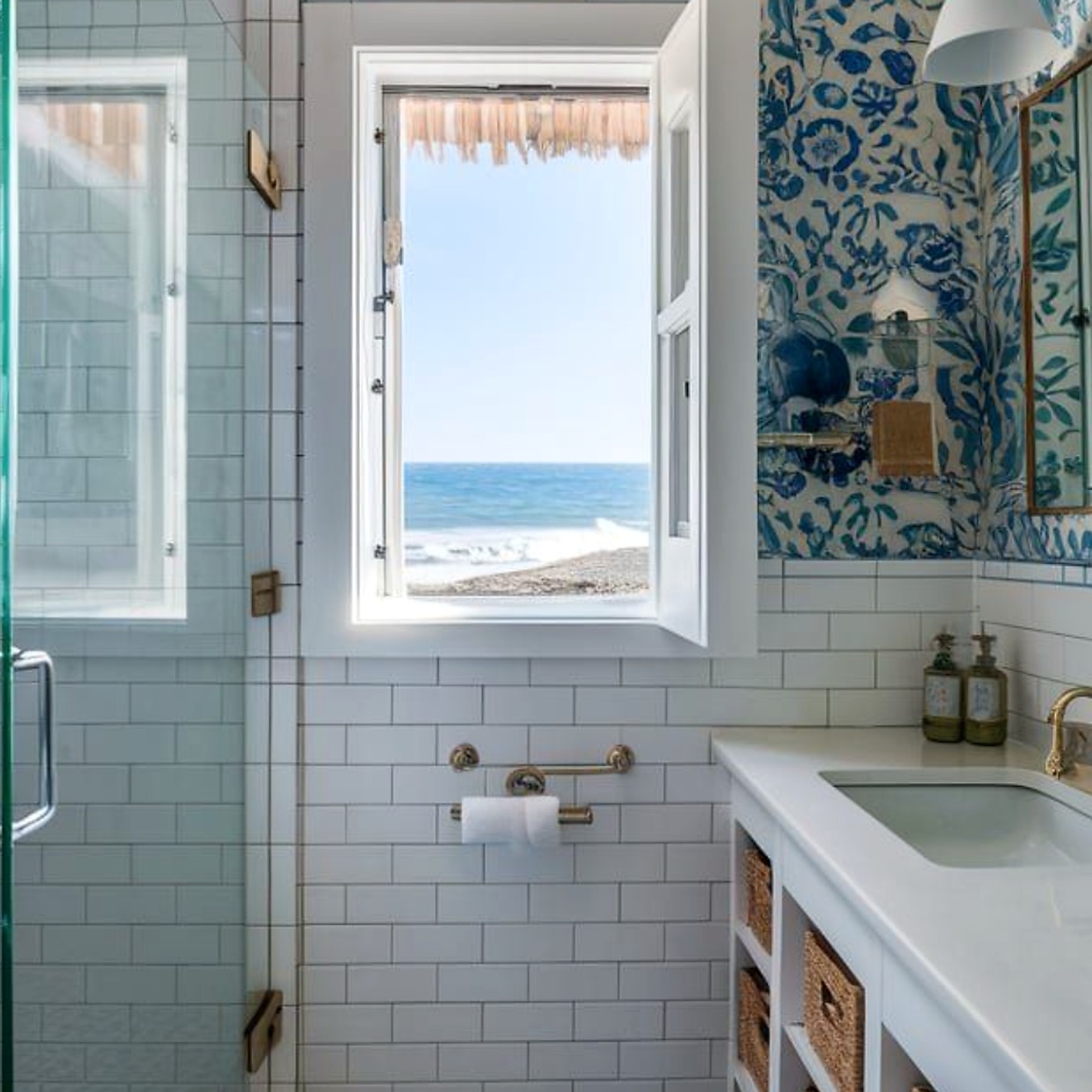 Clean bathroom